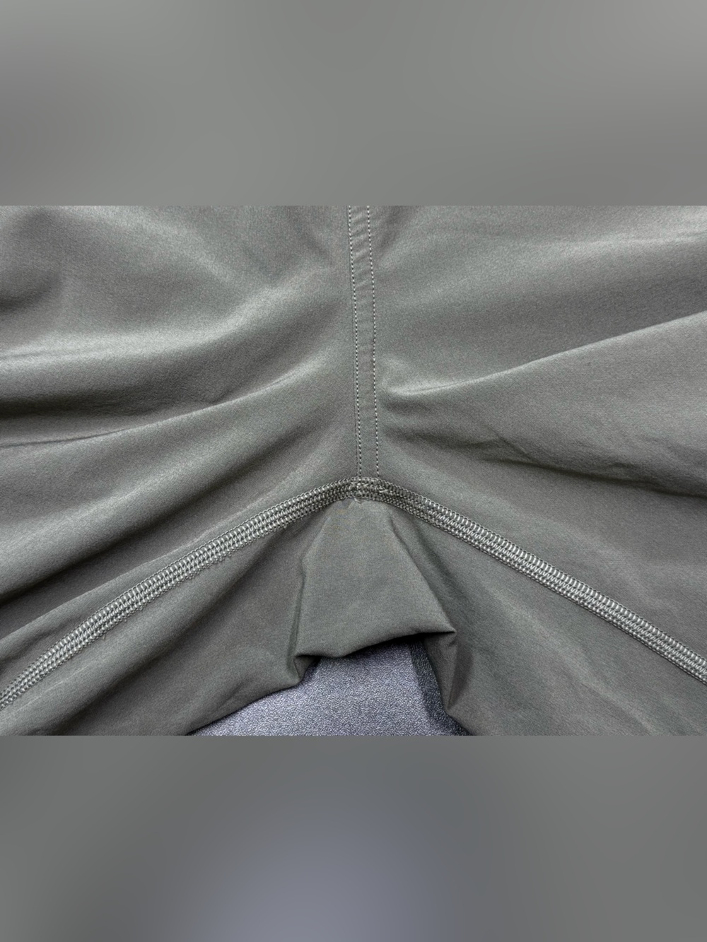 Lululemon Adapted State Jogger Pants Womens Sz 2 Olive Airflow Stretch - Picture 4 of 9